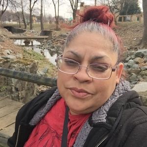 Meet your Posher, Ana